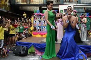 Tù nhân đồng tính Philippines hưởng ứng cuộc thi Hoa hậu sắc đẹp