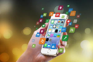 Kinh tế Plus/24h: Siêu thị Con Cưng “rũ bỏ” trách nhiệm, mẹo phát hiện dịch vụ lạ trên điện thoại