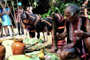 Tết Giọt nước của người Xơ Đăng: Nghi lễ thiêng liêng giữa đại ngàn Tây Nguyên