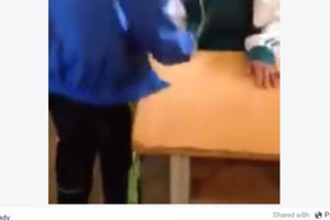 Cộng đồng mạng dậy sóng với clip "Nữ sinh điên cuồng đánh bạn"