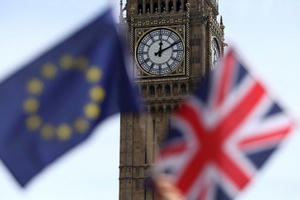 Bấp bênh số phận công dân châu Âu tại Anh