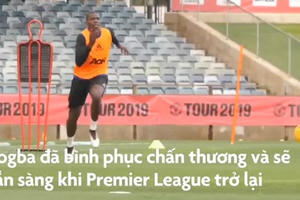 Pogba và Fernandes thể hiện khả năng sút phạt điệu nghệ trên sân tập