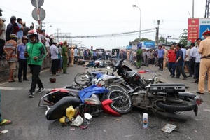 Gần 7.000 người chết vì tai nạn giao thông trong 11 tháng