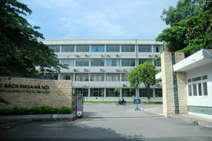 Mùa thi đầu tiên trường đại học vắng lặng