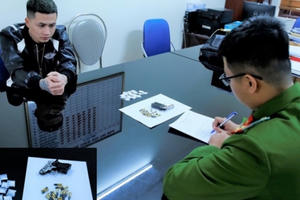 Hải Dương: Bắt giữ đối tượng tàng trữ súng và ma túy trái phép