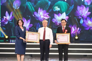 Toàn cảnh lễ trao giải tác phẩm học tập Chủ tịch Hồ Chí Minh