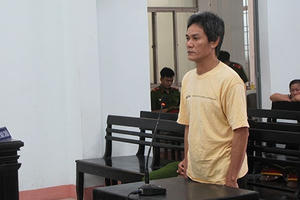 Khánh Hòa: 18 năm tù cho kẻ đâm chết người vì ghen tuông