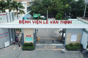 Nữ điều dưỡng khai gì về vụ người phụ nữ tử vong sau khi truyền trắng da tại nhà?