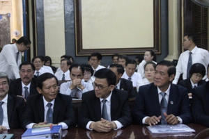 Xét xử đại án TrustBank 6.000 tỷ: Đại gia Hứa Thị Phấn chỉ nói “chị bị oan”