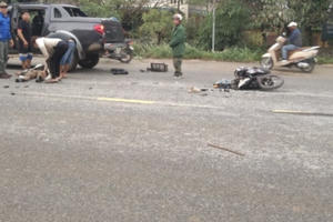 Xe máy va chạm với đầu kéo trên đường Hồ Chí Minh, 1 người tử vong
