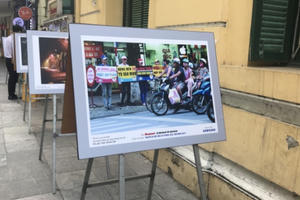 1.000 tác phẩm ảnh dự thi “Người Hà Nội ứng xử thanh lịch, văn minh”