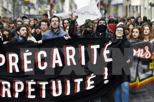 Pháp: Dùng Luật Lao động giải quyết bài toán việc làm Pháp: Dùng Luật Lao động giải quyết bài toán việc làm