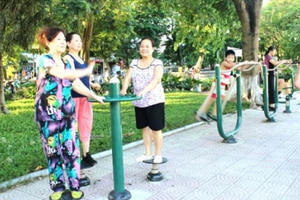 Hưởng ứng phong trào thể dục do Bộ Y tế phát động Hưởng ứng phong trào thể dục do Bộ Y tế phát động