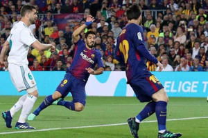 Barcelona 2-2 Real Madrid: Cơn mưa bàn thắng