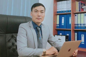 7 cán bộ công an "đi đêm" với tội phạm ma tuý sẽ phải trả giá "đắt" ra sao?