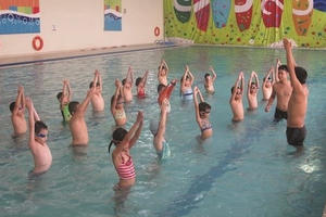 Đừng để trẻ chết đuối vì… bể bơi!