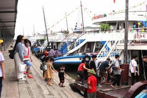 Quảng Ninh dừng giảm 50% giá vé một số điểm tham quan từ 1/7