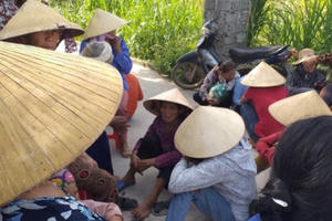 Hoàn cảnh gia đình nghèo khó của bé trai 5 tuổi tử vong trong rừng