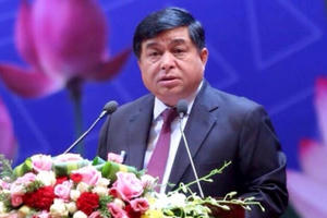 Đưa container từ Hải Phòng về HN đắt gấp 3 Hàn Quốc về VN