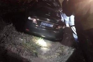 Cận cảnh hiện trường vụ tai nạn giữa xe biển xanh và container làm 4 người thương vong ở Quảng Ninh