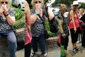 TPHCM:  Du khách bị vấp móc sắt trên vỉa hè, ông Đoàn Ngọc Hải ký công văn xin lỗi