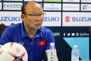 HLV Park Hang-seo: Chúng tôi không thể dừng lại, cần tập trung hơn nữa cho trận lượt về