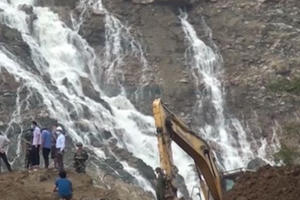 Bản tin Audio Thời sự Pháp luật Plus ngày 16/10: Hòa Bình công bố tình trạng khẩn cấp do sạt lở đất