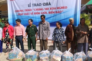 Báo Pháp luật Việt Nam “Chung tay xóa nghèo pháp luật” về với Kiên Giang