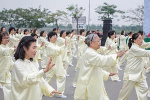 “Nghỉ dưỡng” tuổi già và trăm nỗi băn khoăn “Nghỉ dưỡng” tuổi già và trăm nỗi băn khoăn