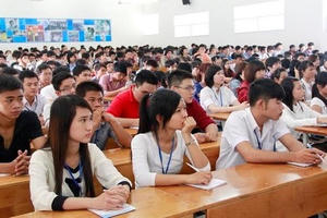 Rút ngắn đào tạo đại học có gây xáo trộn?