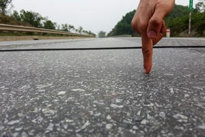 Những nghi vấn về chất lượng thi công cao tốc Nội Bài - Lào Cai?