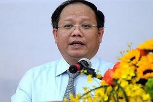 Tạm đình chỉ tư cách đại biểu HĐND TP HCM của ông Tất Thành Cang Tạm đình chỉ tư cách đại biểu HĐND TP HCM của ông Tất Thành Cang