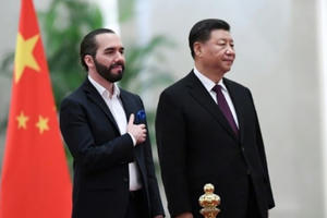 Quốc gia nhận quà “khủng” từ TQ sau khi quay lưng với Đài Loan