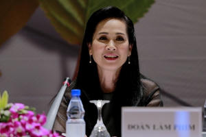 Bà mẹ chồng khó tính phim "Sống chung với mẹ chồng" đổi tính nết 180 độ trong "Giao mùa" Bà mẹ chồng khó tính phim "Sống chung với mẹ chồng" đổi tính nết 180 độ trong "Giao mùa"