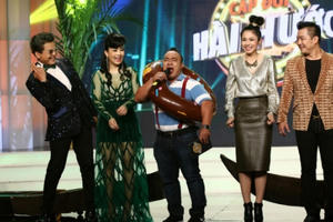 Cặp đôi hài hước: Tô Thiên Kiều bị “đánh” bầm dập vòng thi lội ngược dòng