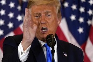 Phe ông Trump đệ đơn kiện yêu cầu ngừng kiểm phiếu