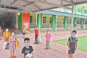 Cách ly tập trung 30 học sinh tiểu học là F1 của một học sinh lớp 4