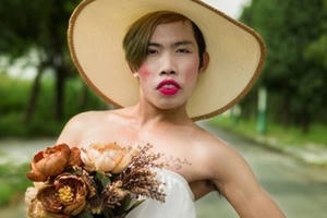 Showbiz Việt 2016: Nhiều scandal và “trò lố”!