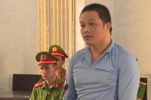 Kẻ phóng hỏa đốt cửa hàng hoa làm 2 người tử vong lĩnh án tử hình