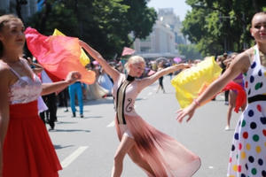 80 nghệ sĩ Việt Nam và quốc tế sẽ biểu diễn tại Carnival đường phố Hà Nội 2019