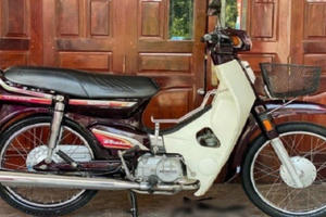 Honda Dream II gần 20 năm tuổi được 'thét giá' 70 triệu ở Hà thành