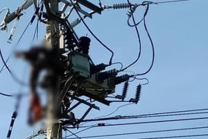 Nhân viên điện lực bị điện giật tử vong