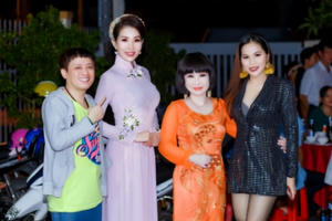 Chế Thanh, Thanh Kim Huệ biểu diễn trong đêm nhạc do HH Diễm Kyly tổ chức