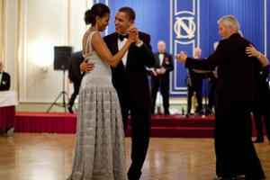 Obama gửi thông điệp ngọt ngào tới vợ nhân dịp 24 năm ngày cưới