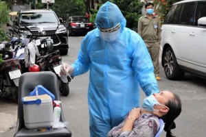 Nhiều trường hợp trong 45 ca nhiễm mới tại TP HCM xét nghiệm lần thứ 4 mới dương tính