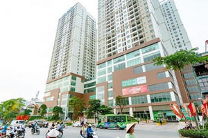 Địa ốc 7AM: Nhiều doanh nghiệp BĐS giảm lợi nhuận, 10.000 cư dân Tân Tây Đô đang "khát khô cổ"