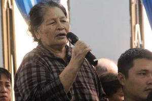 Đối thoại với dân bất thành, Chủ tịch Bình Định dừng dự án thông đường ra biển