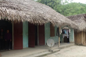 Xử lý cán bộ chính sách "nuốt" tiền chế độ của người nghèo Xử lý cán bộ chính sách "nuốt" tiền chế độ của người nghèo