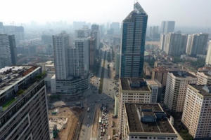 Cảnh báo việc đua nhau xây cao ốc trên 'đất vàng'