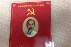 Một đảng viên tại Bắc Kạn bị khai trừ vì mang thẻ đảng đi cầm cố